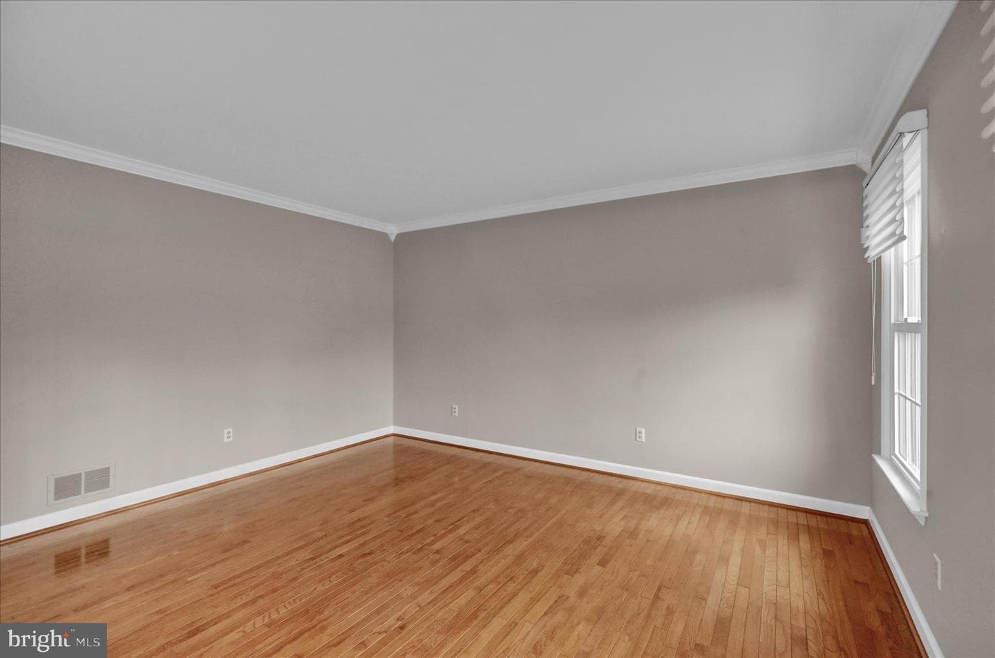 110 New York Avenue photo 5