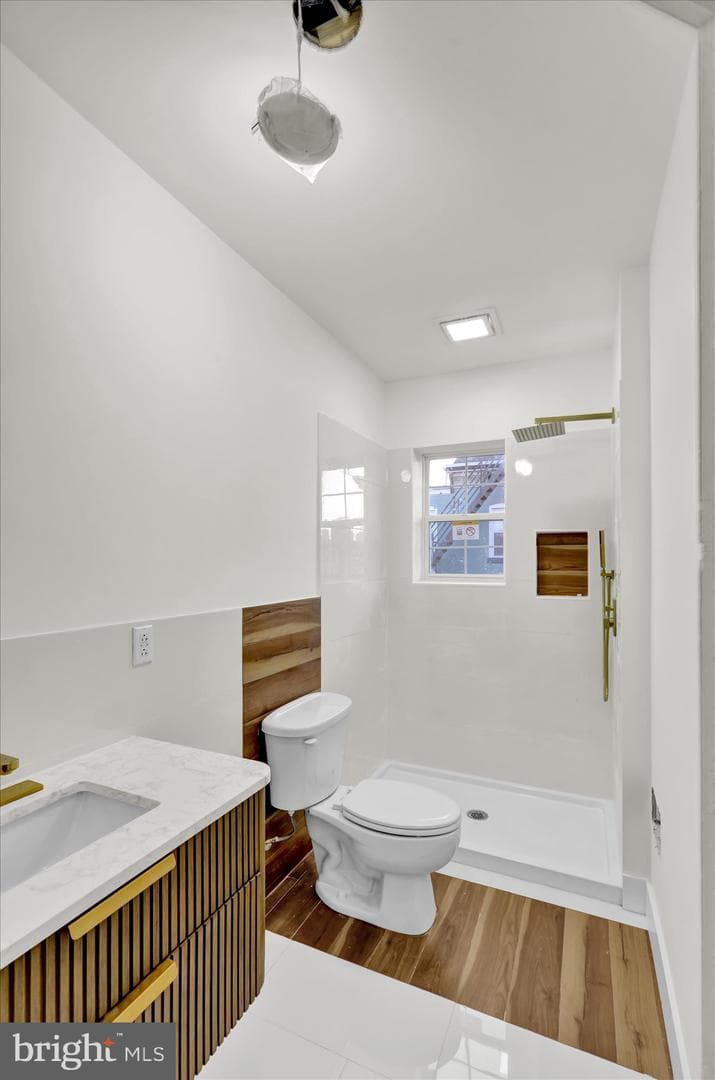 131 Elm Street photo 21