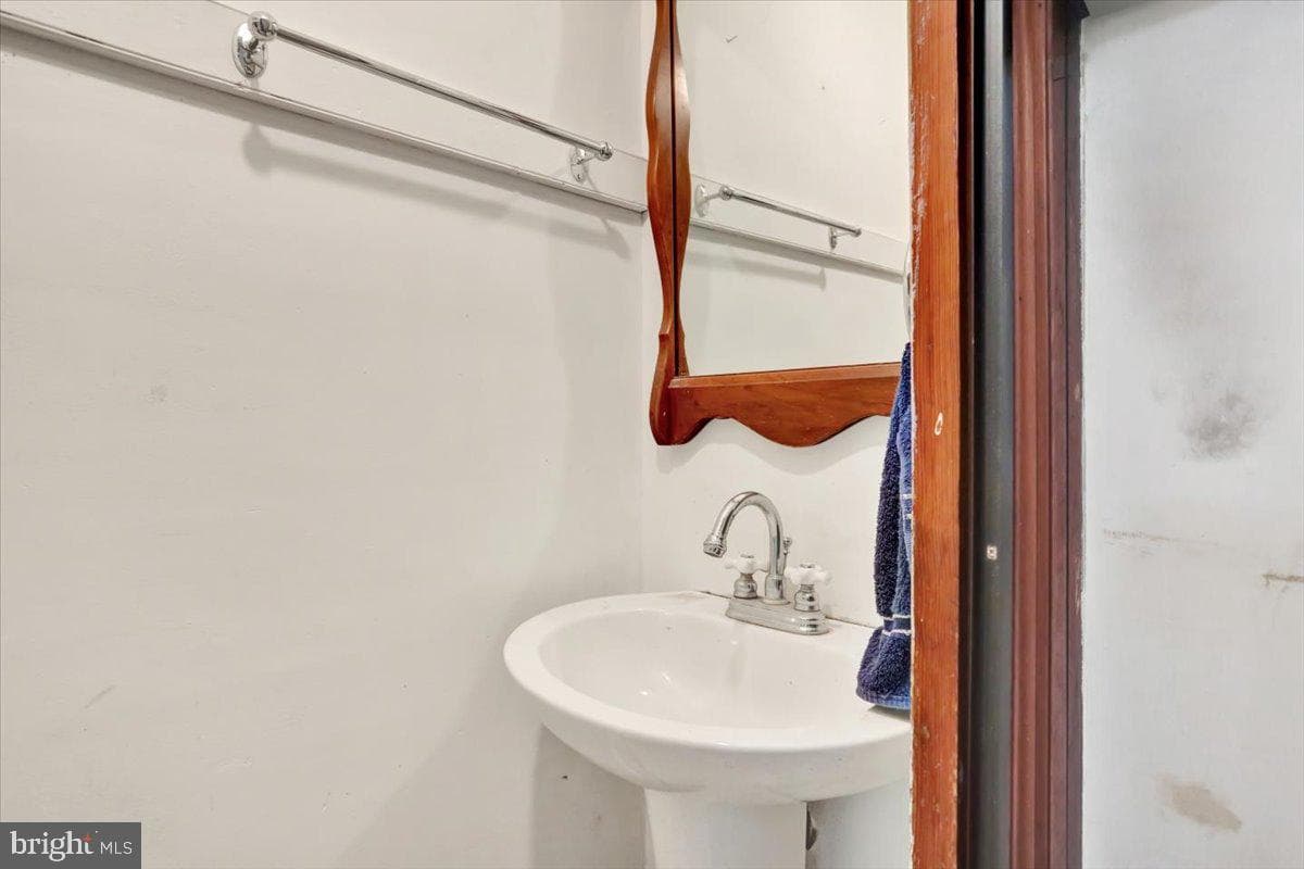 78 Chestnut Street photo 23