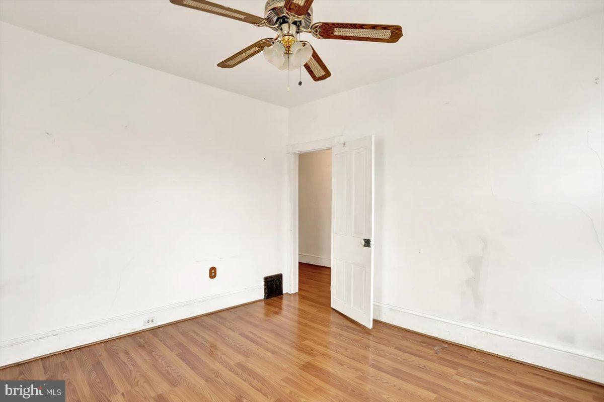 78 Chestnut Street photo 26