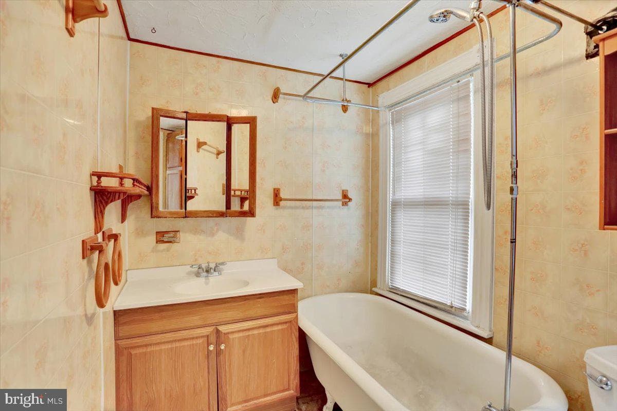 78 Chestnut Street photo 37