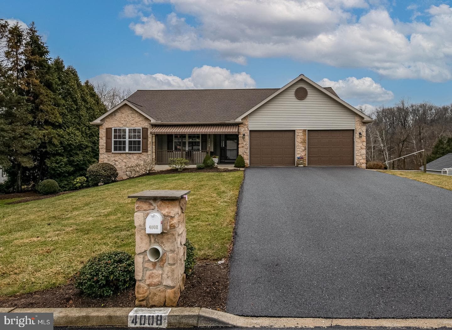 4008 River Road photo 2
