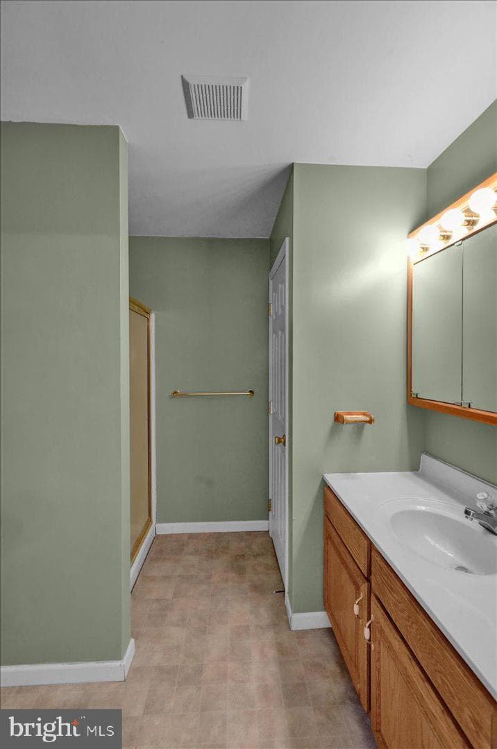 3305 Regency Drive photo 16