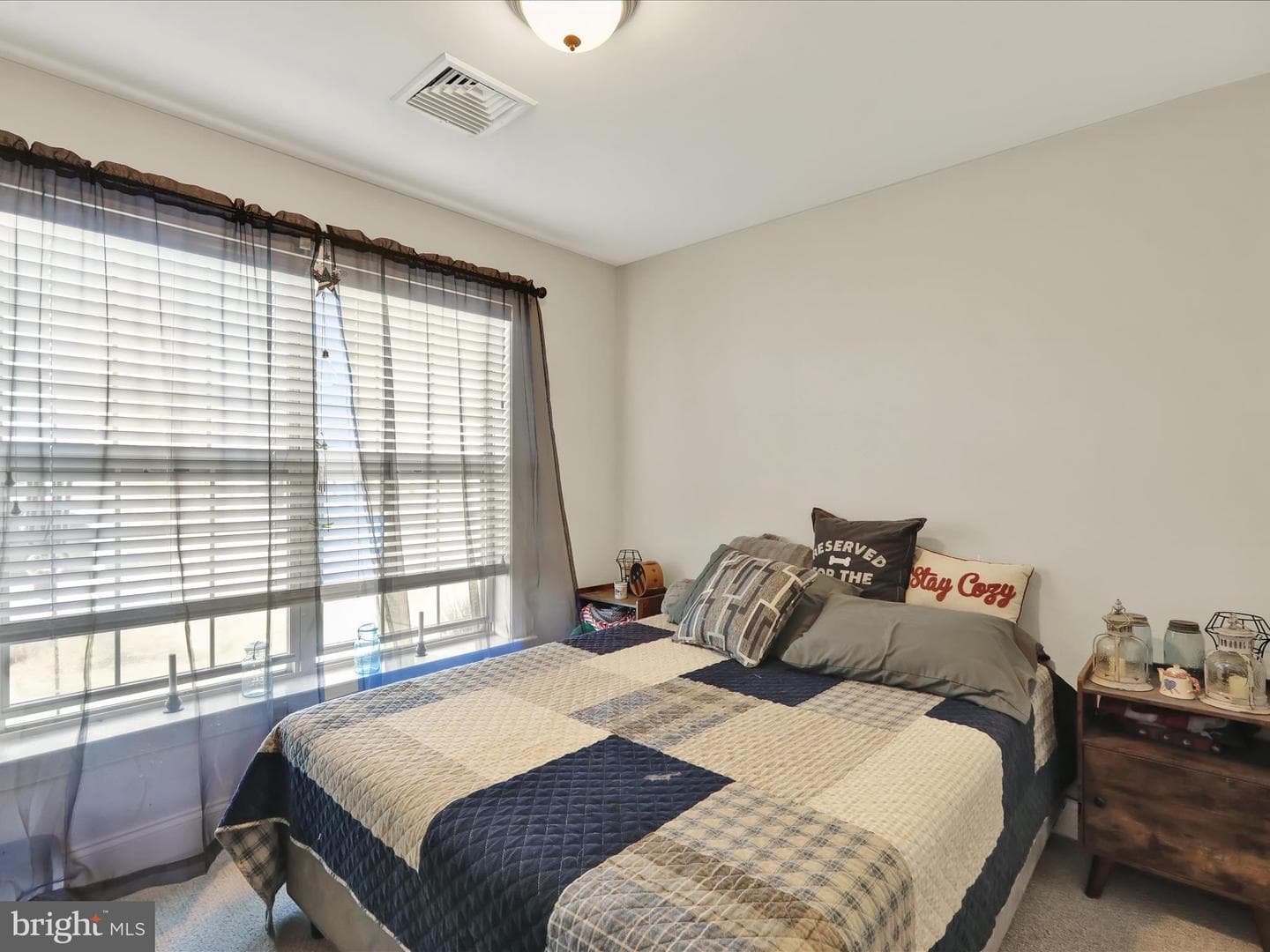 143 Rosebush Court photo 16