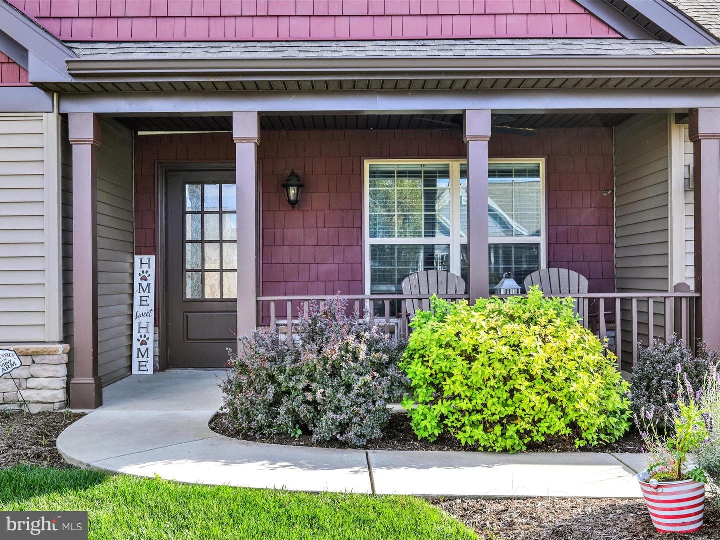 143 Rosebush Court photo 4
