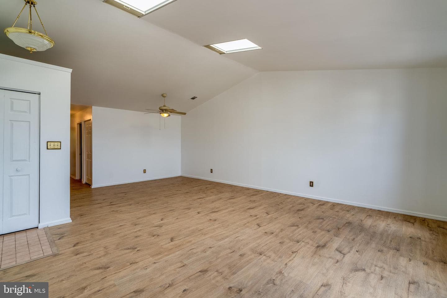 225 N 14th Street photo 5