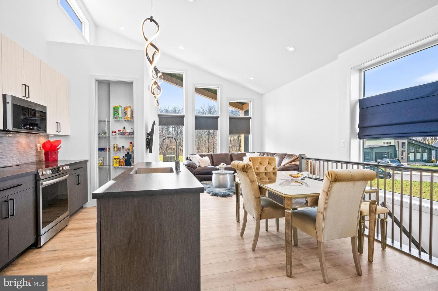 59 Clover Drive photo 11