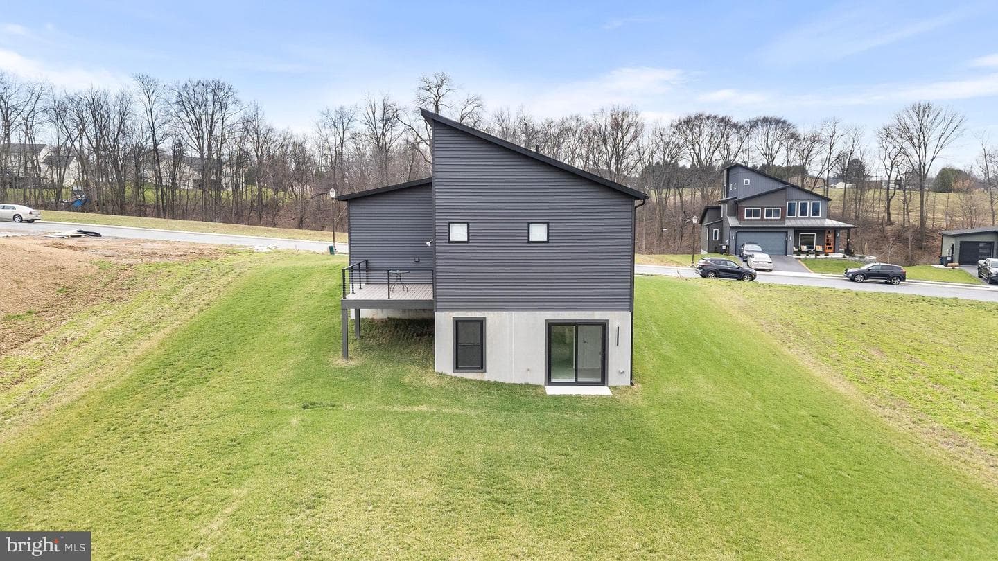 59 Clover Drive photo 56
