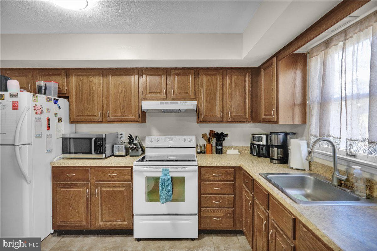 613 Leininger Avenue photo 8