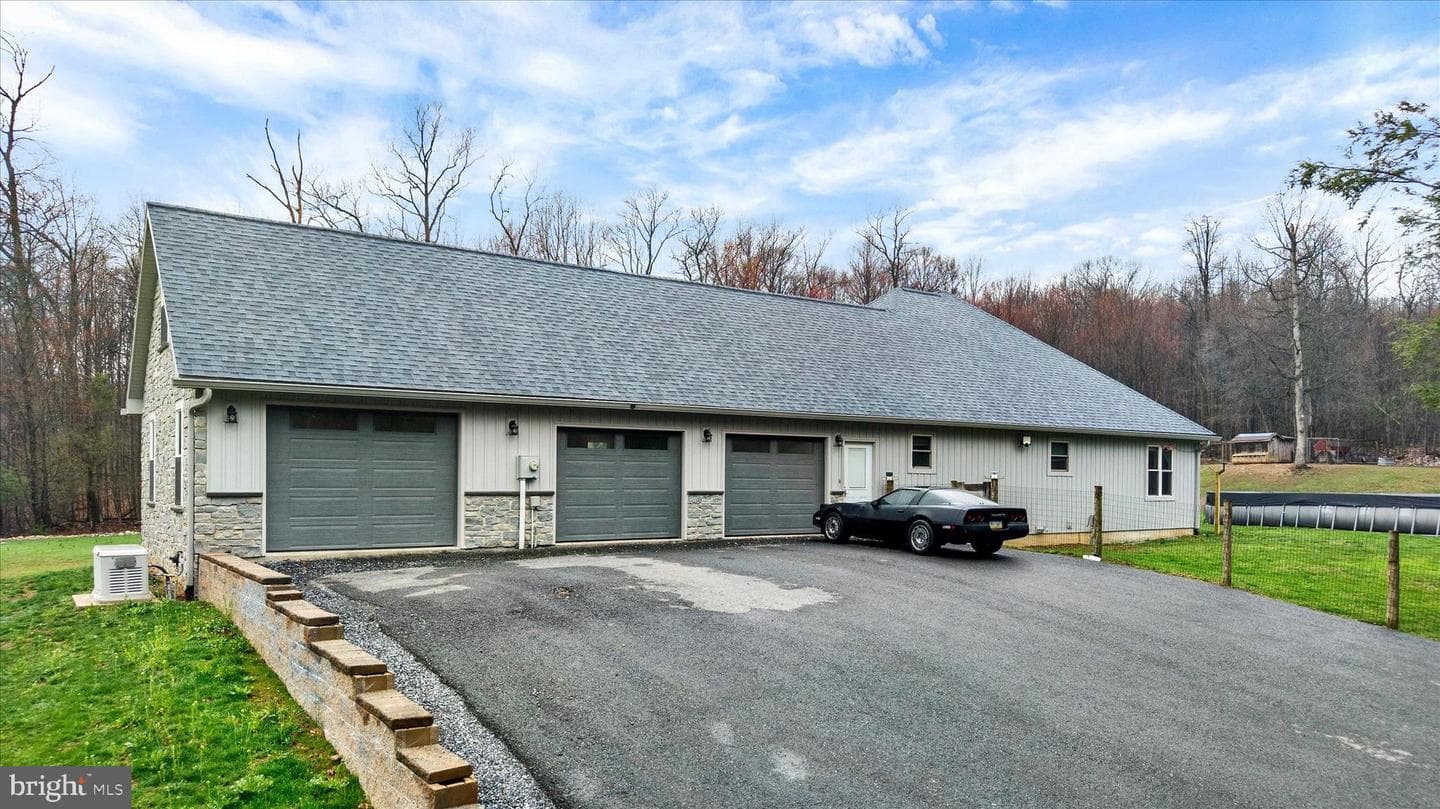 181 Fort Road, Bernville