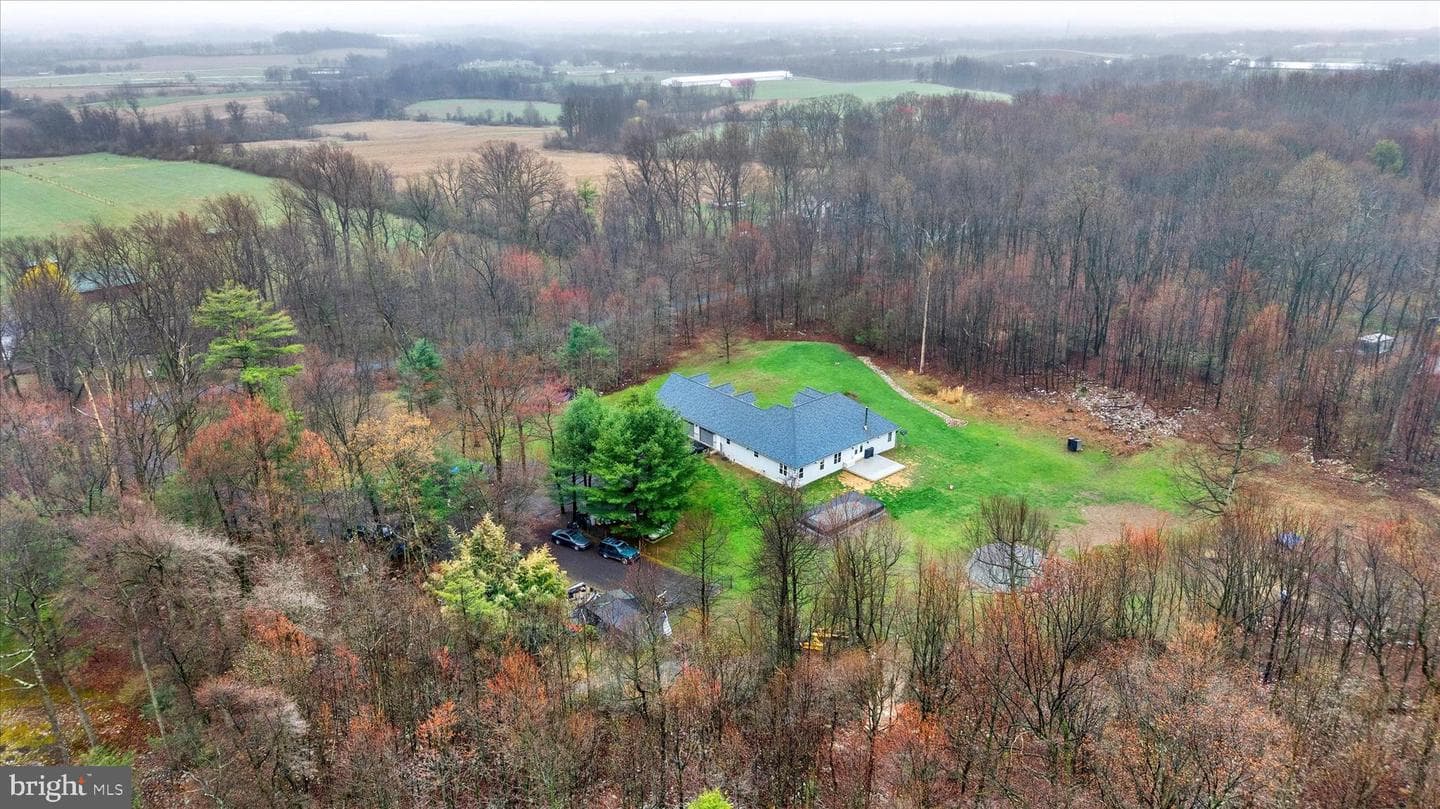 181 Fort Road photo 37