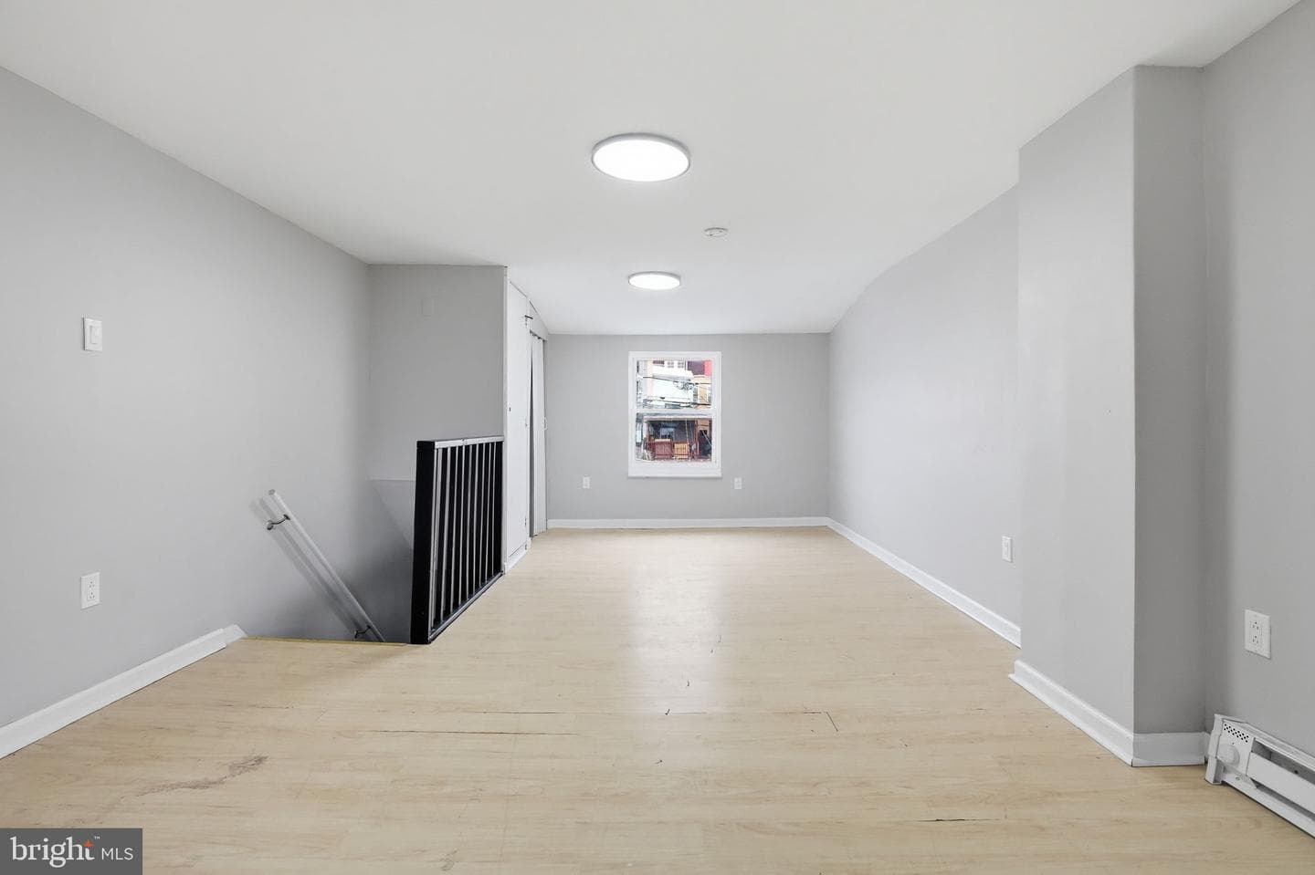 1043 Mulberry Street photo 34
