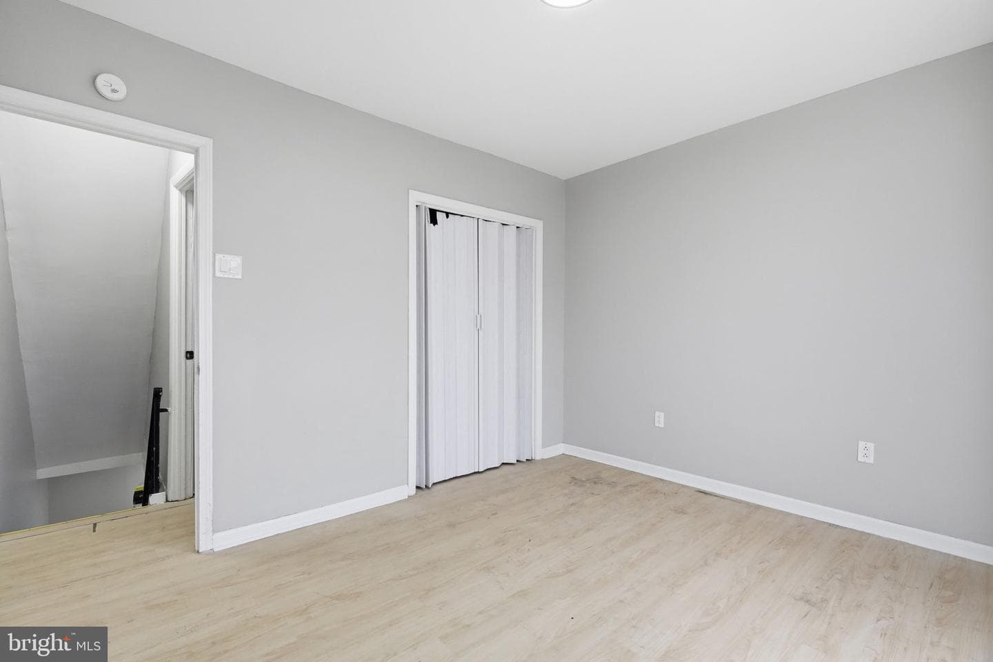 1043 Mulberry Street photo 39