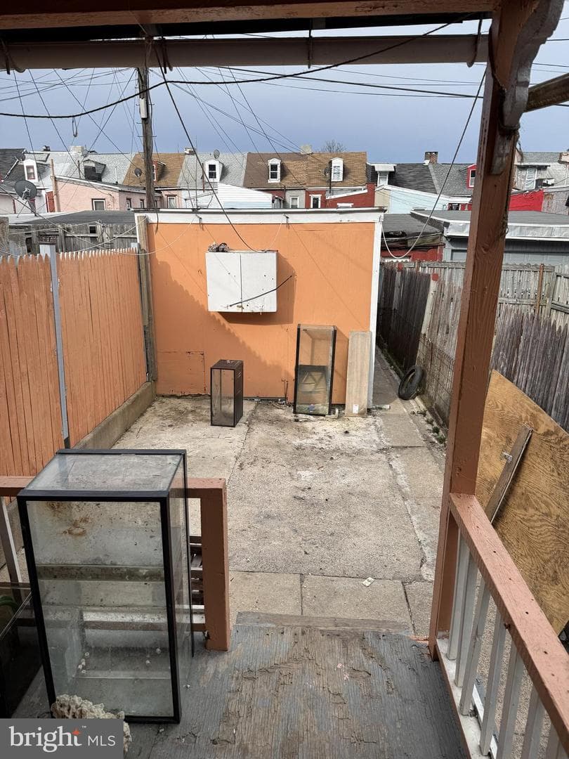 538 Moss Street photo 3