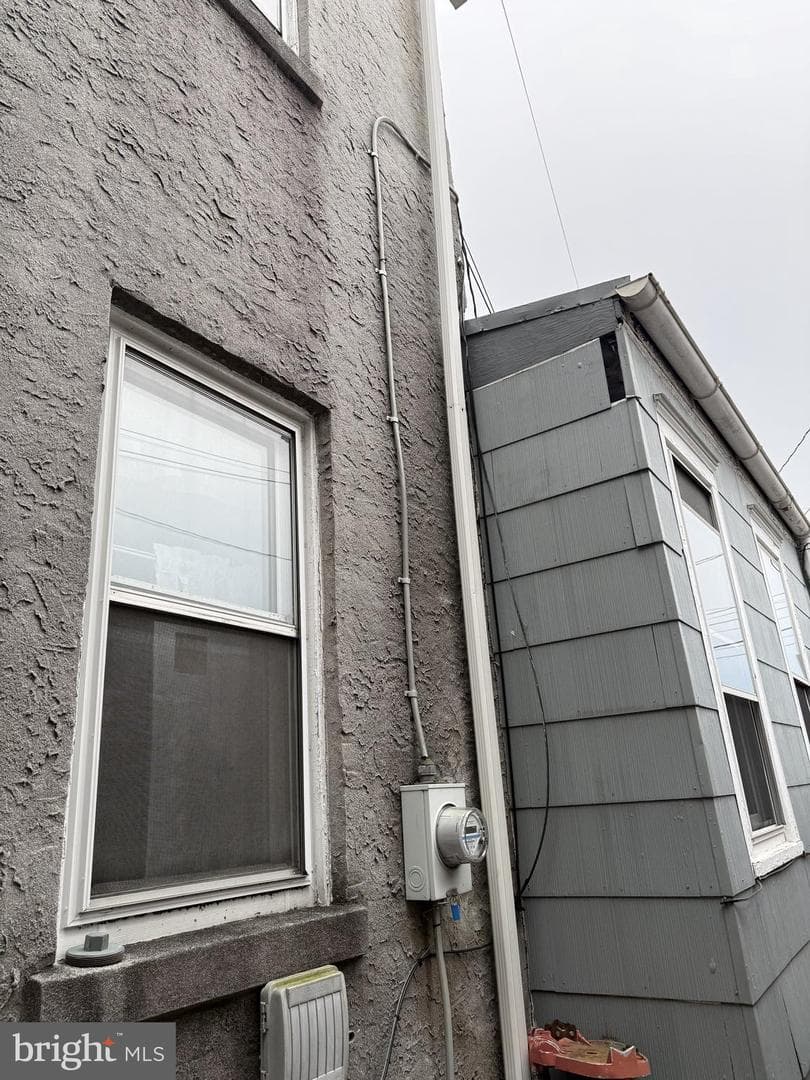 538 Moss Street photo 4