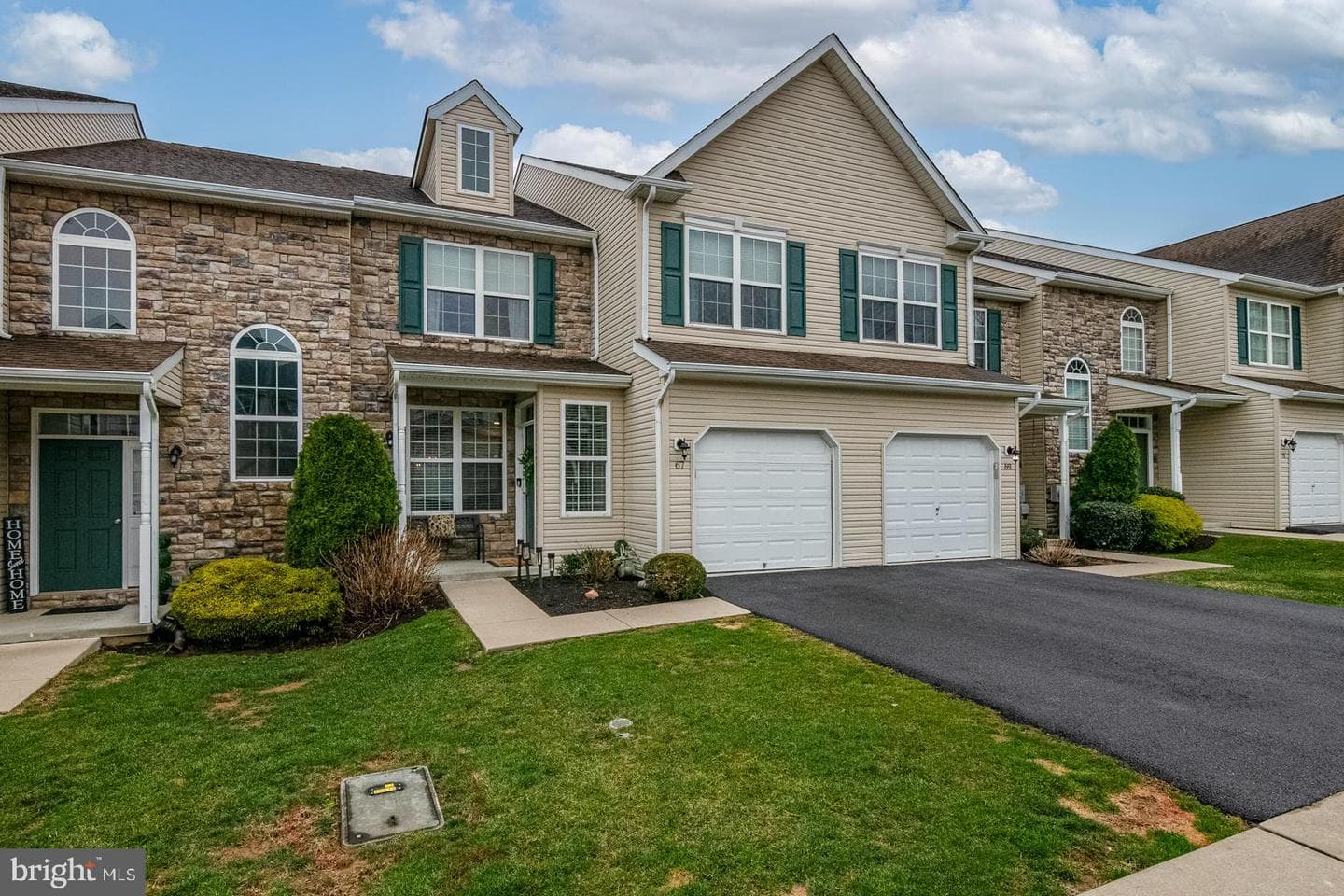 67 Emily Court photo 2
