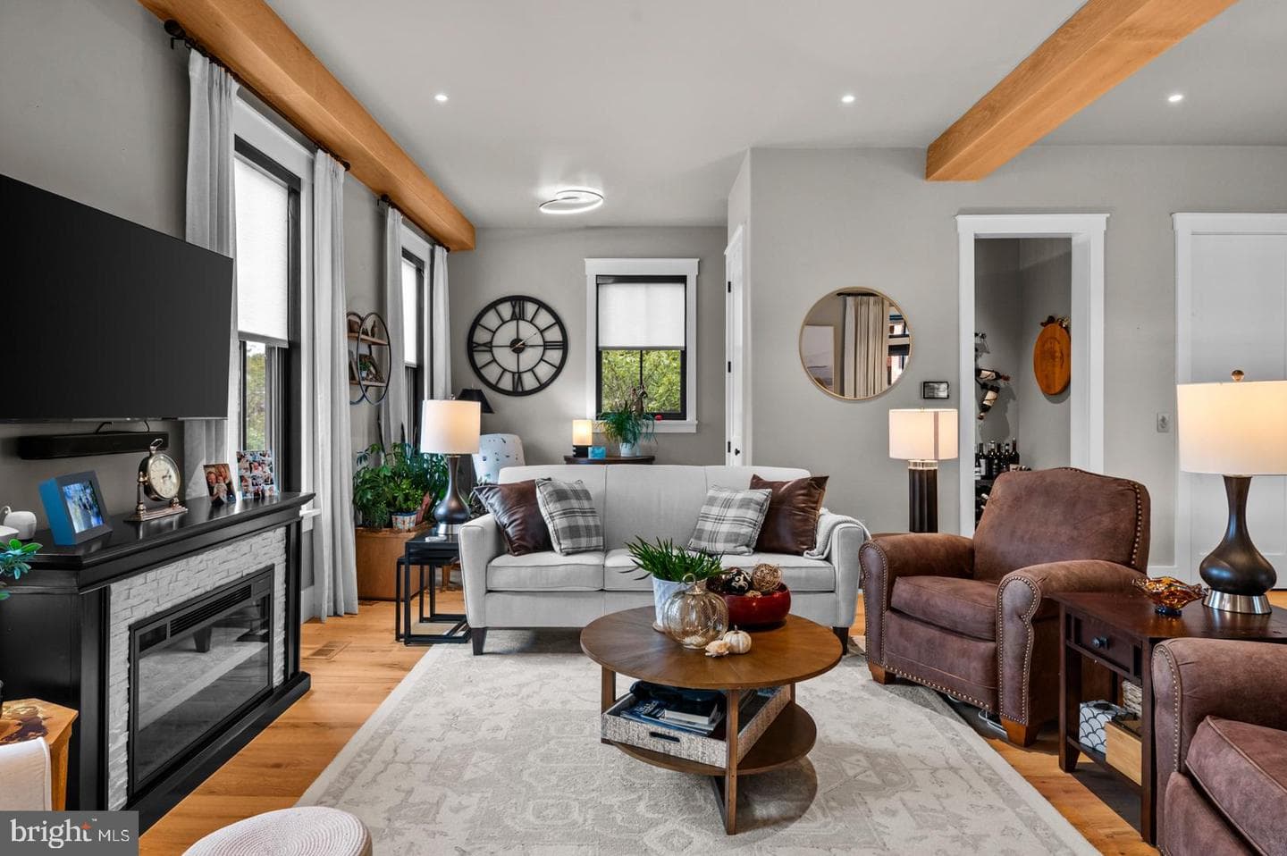 1116 Belmont Avenue photo 4