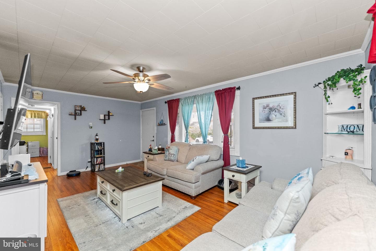18 S Callowhill Street photo 5