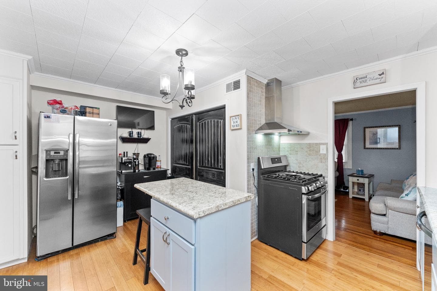 18 S Callowhill Street photo 9