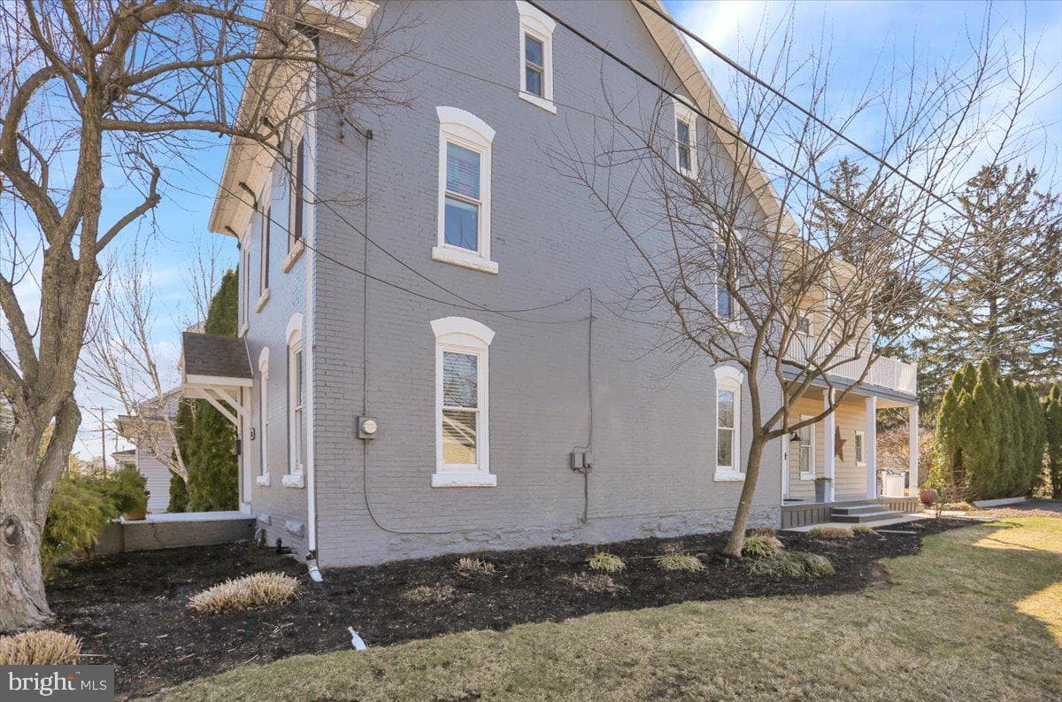 204 E High Street photo 60
