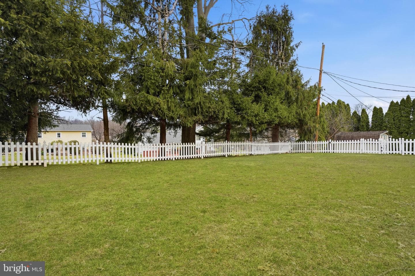 727 Highland Avenue photo 24