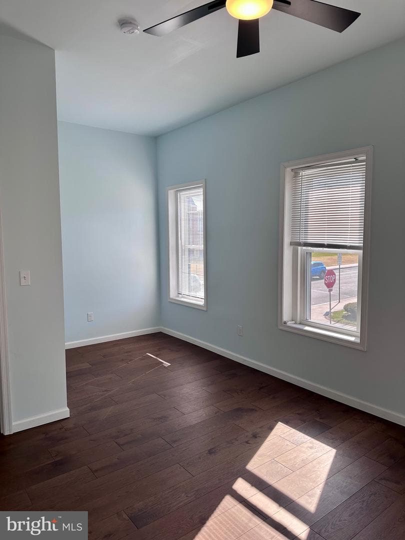 144 Noble Street photo 14