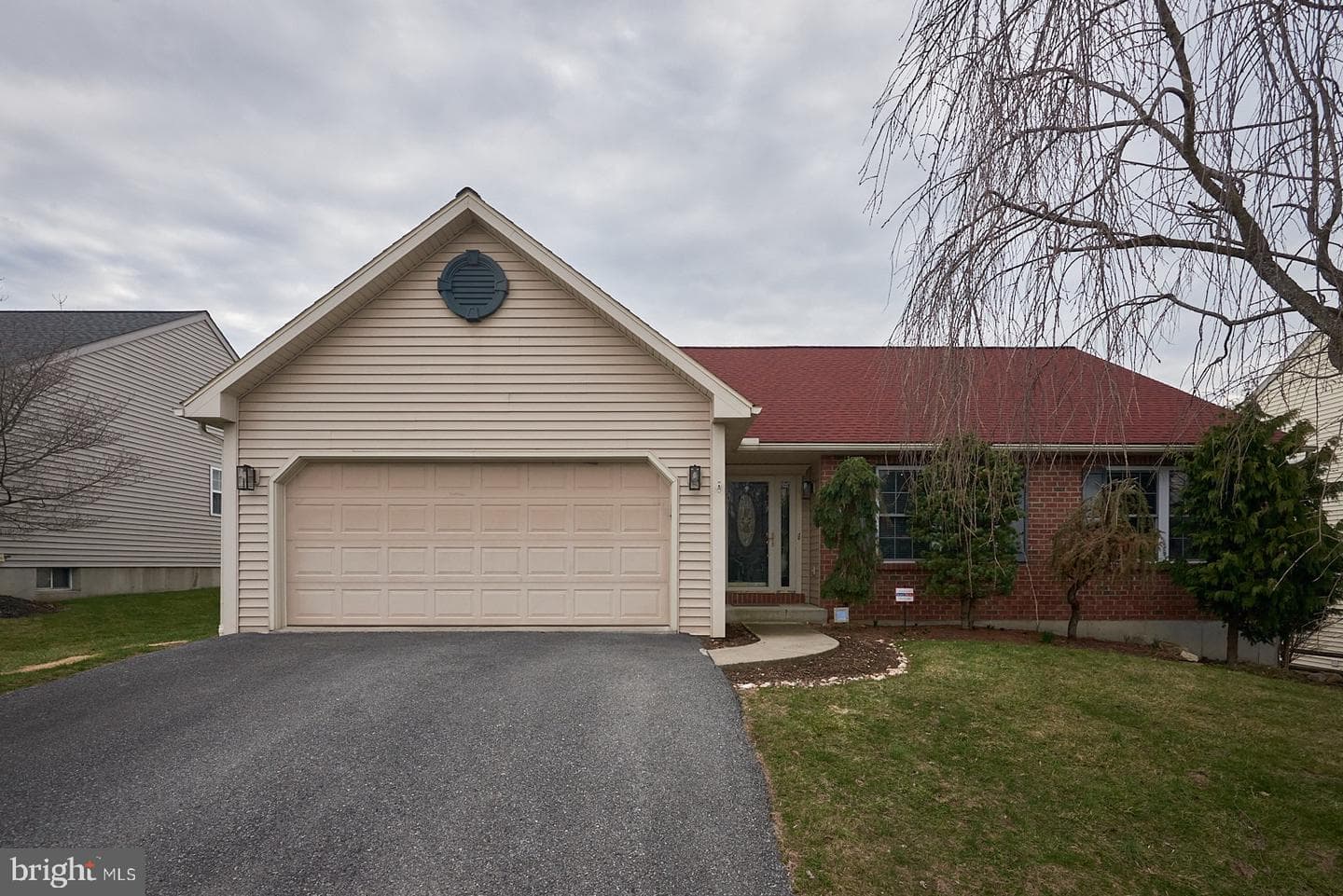 1018 Bowman Street photo 3