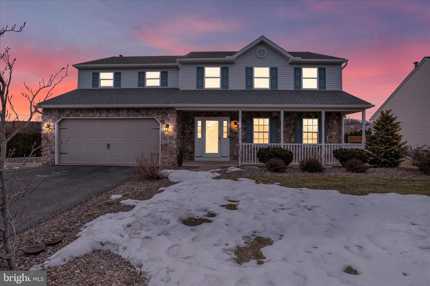 2403 John Henry Drive photo 4