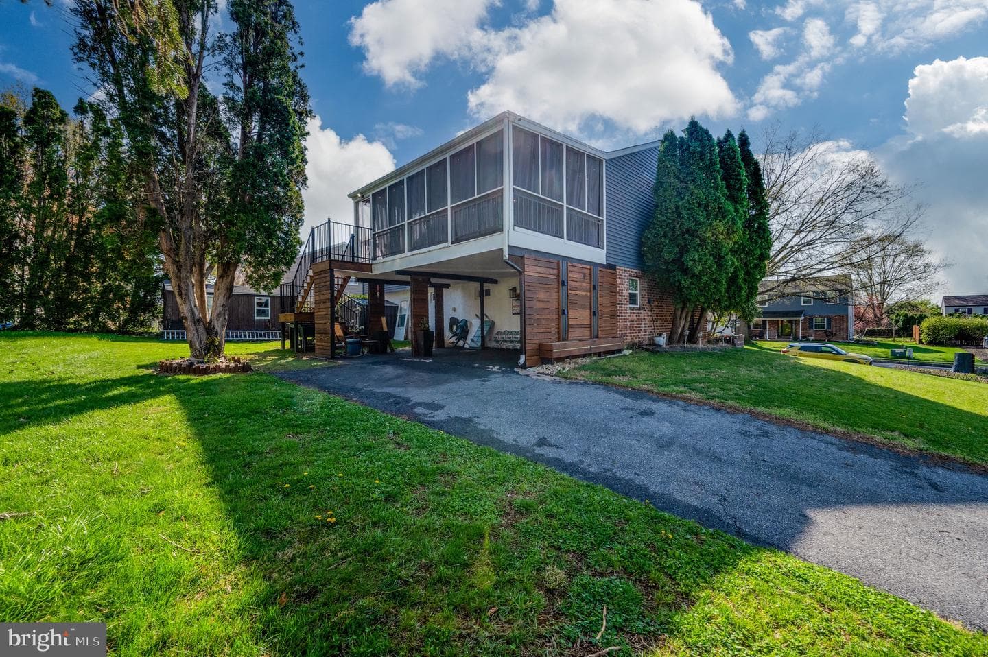 1005 Landover Drive photo 9