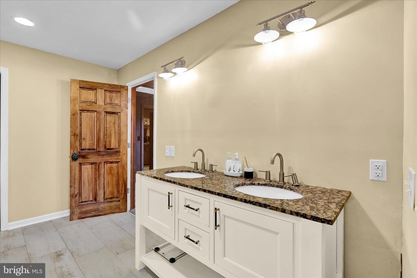 1220 Limekiln Road photo 22