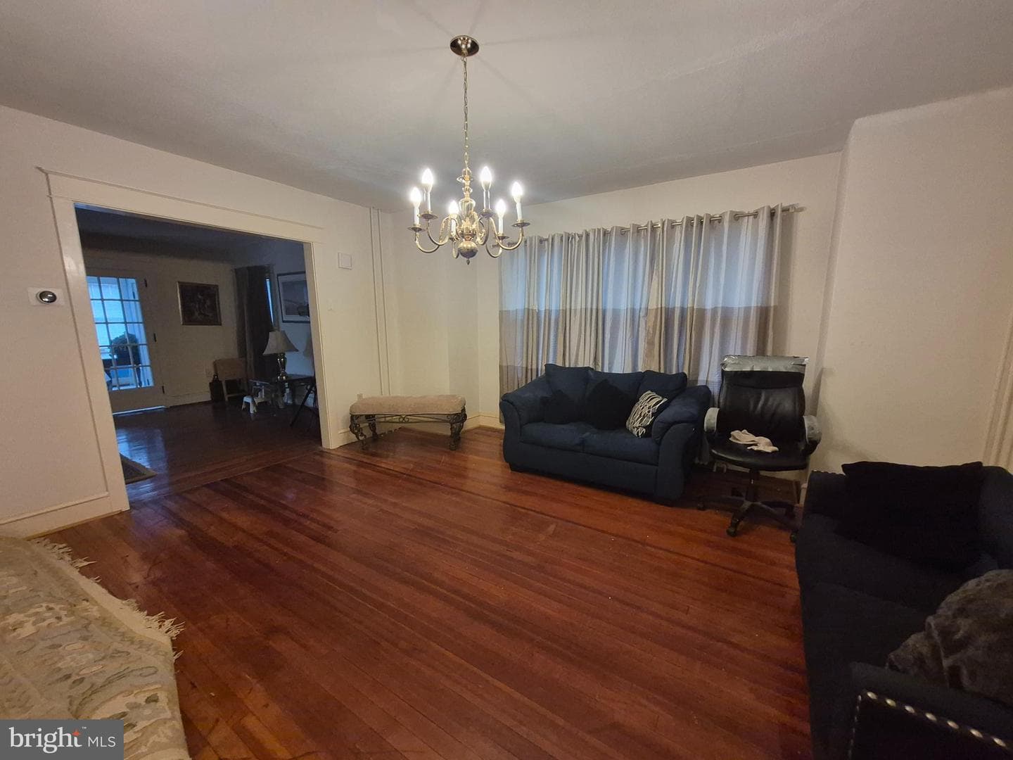 2446 Grandview Avenue photo 6