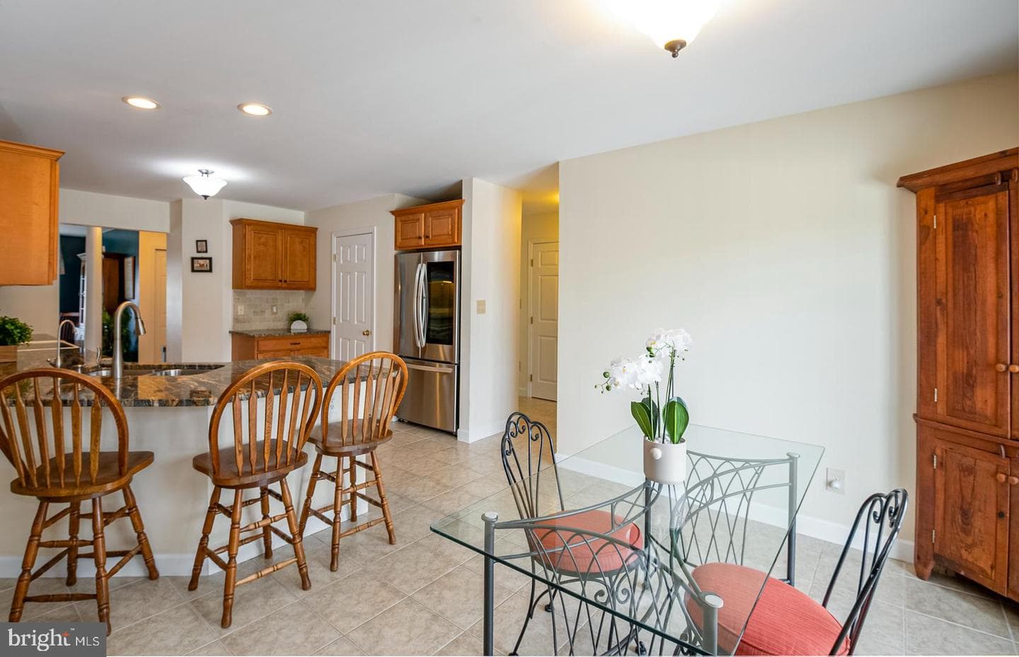 382 Tilden Road photo 17