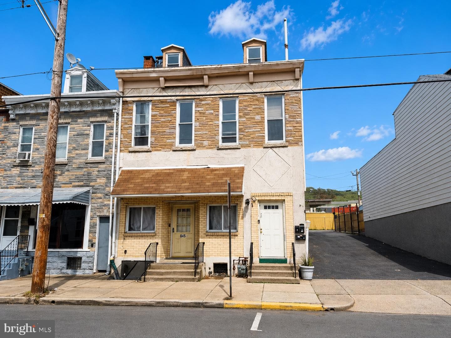 845 N 8th Street, Reading