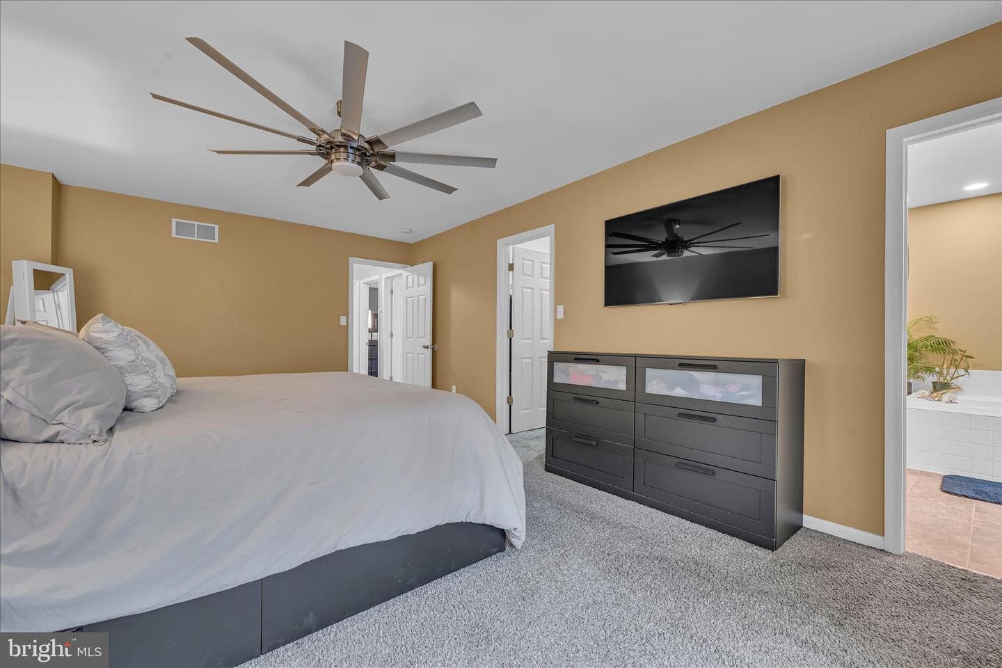 247 Bainbridge Circle photo 12