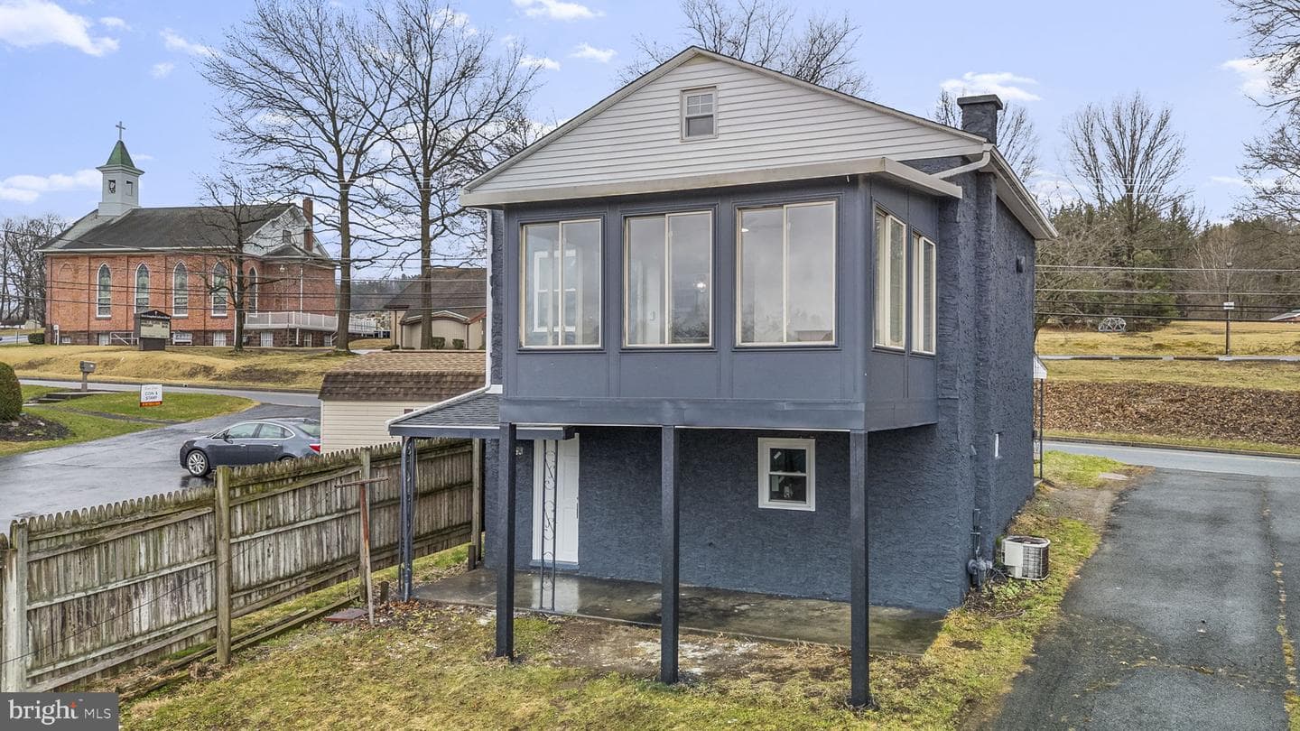 837 Philadelphia Avenue photo 21