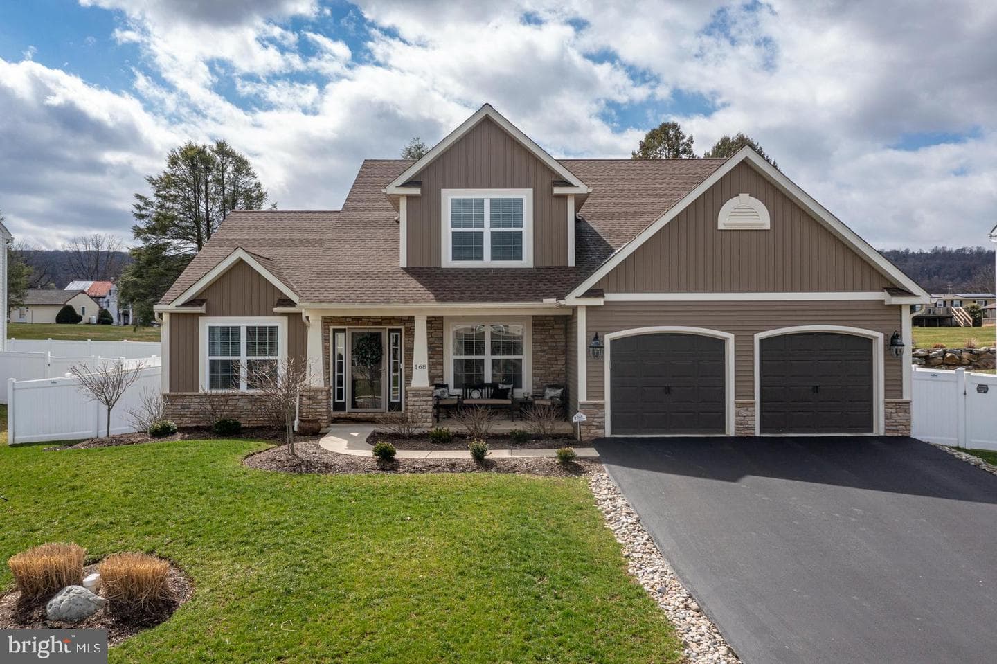 168 Sianna Circle photo 2