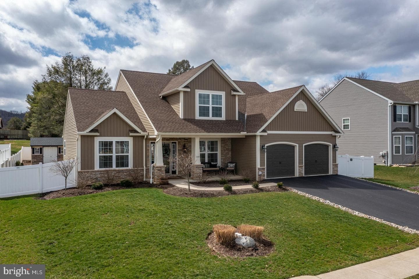 168 Sianna Circle photo 3
