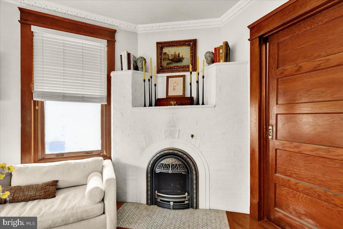 1245 Delaware Avenue photo 22