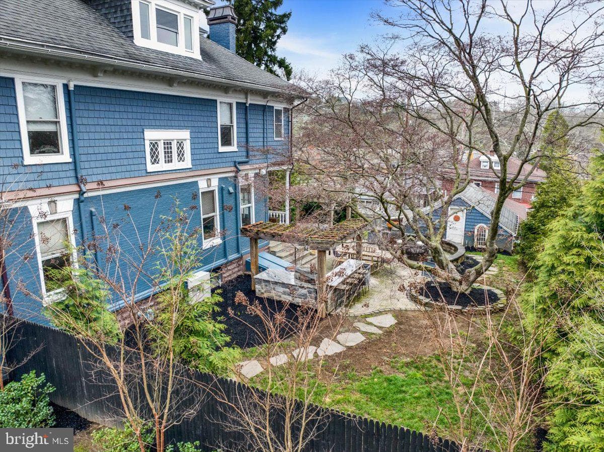 1245 Delaware Avenue photo 73