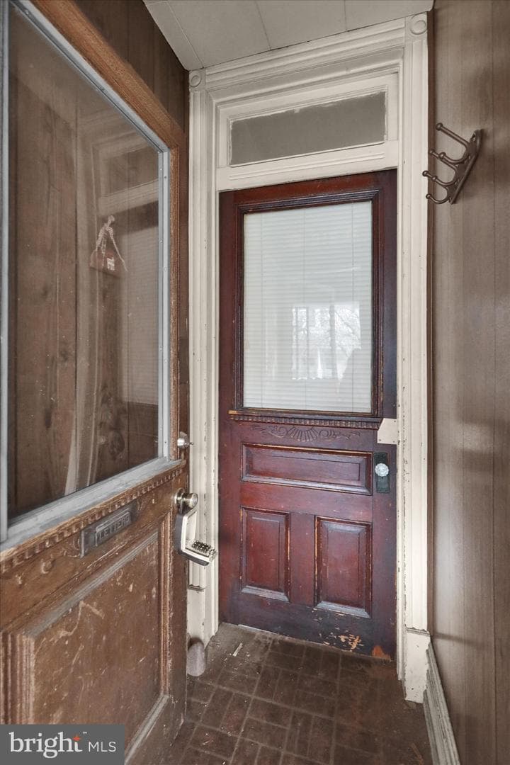 915 Madison Avenue photo 4