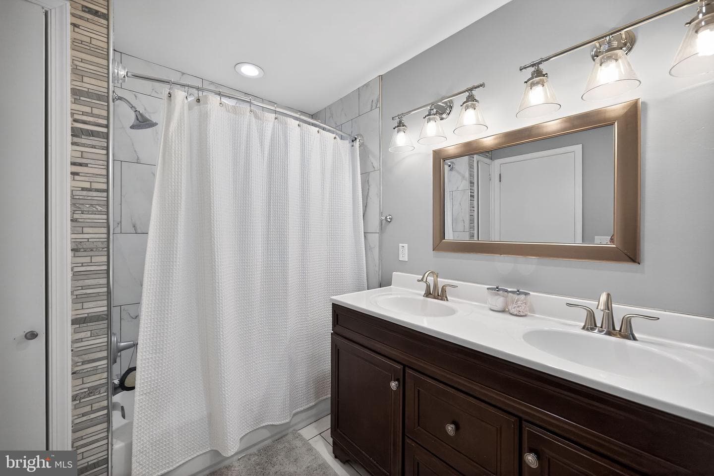 3401 Harrison Avenue photo 12