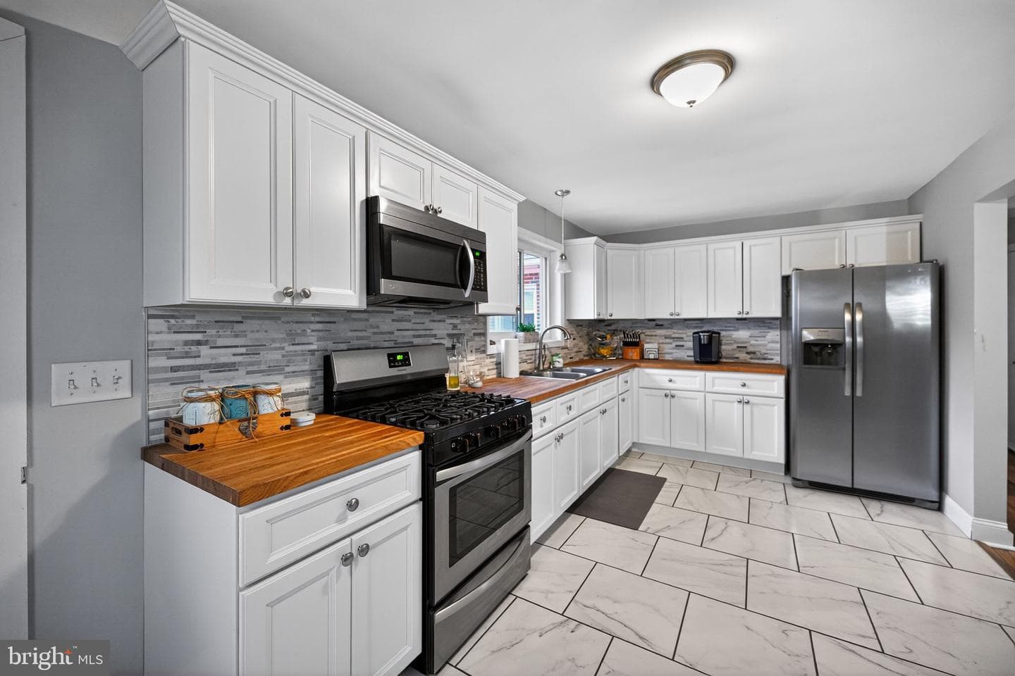 3401 Harrison Avenue photo 8