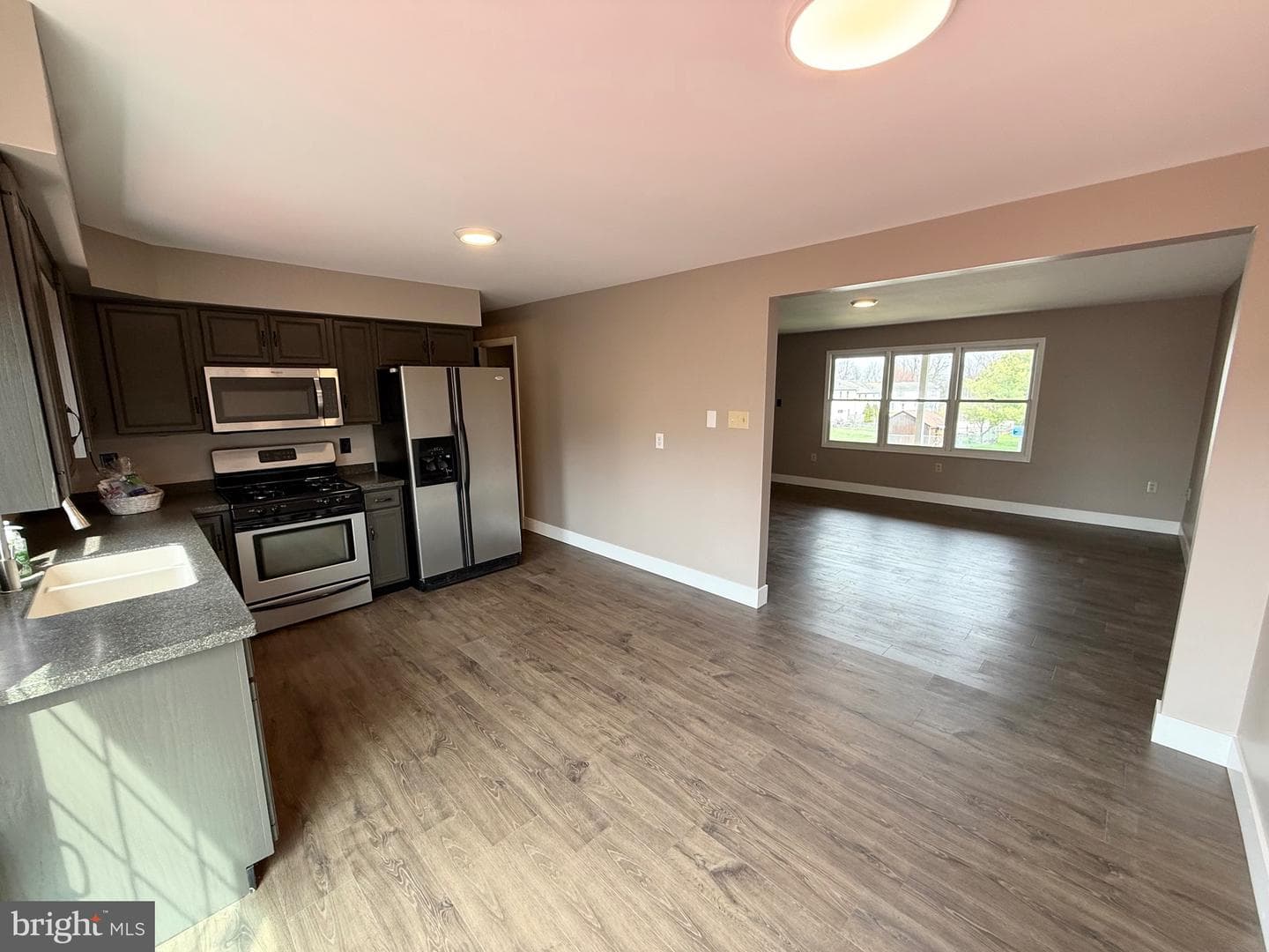 530 Wyatt Drive photo 15