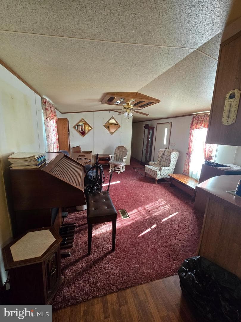 4 Walnut Court photo 3