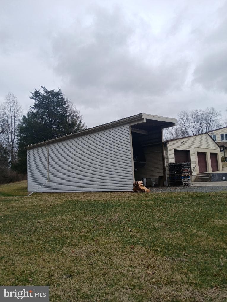 435 Westley Road photo 13