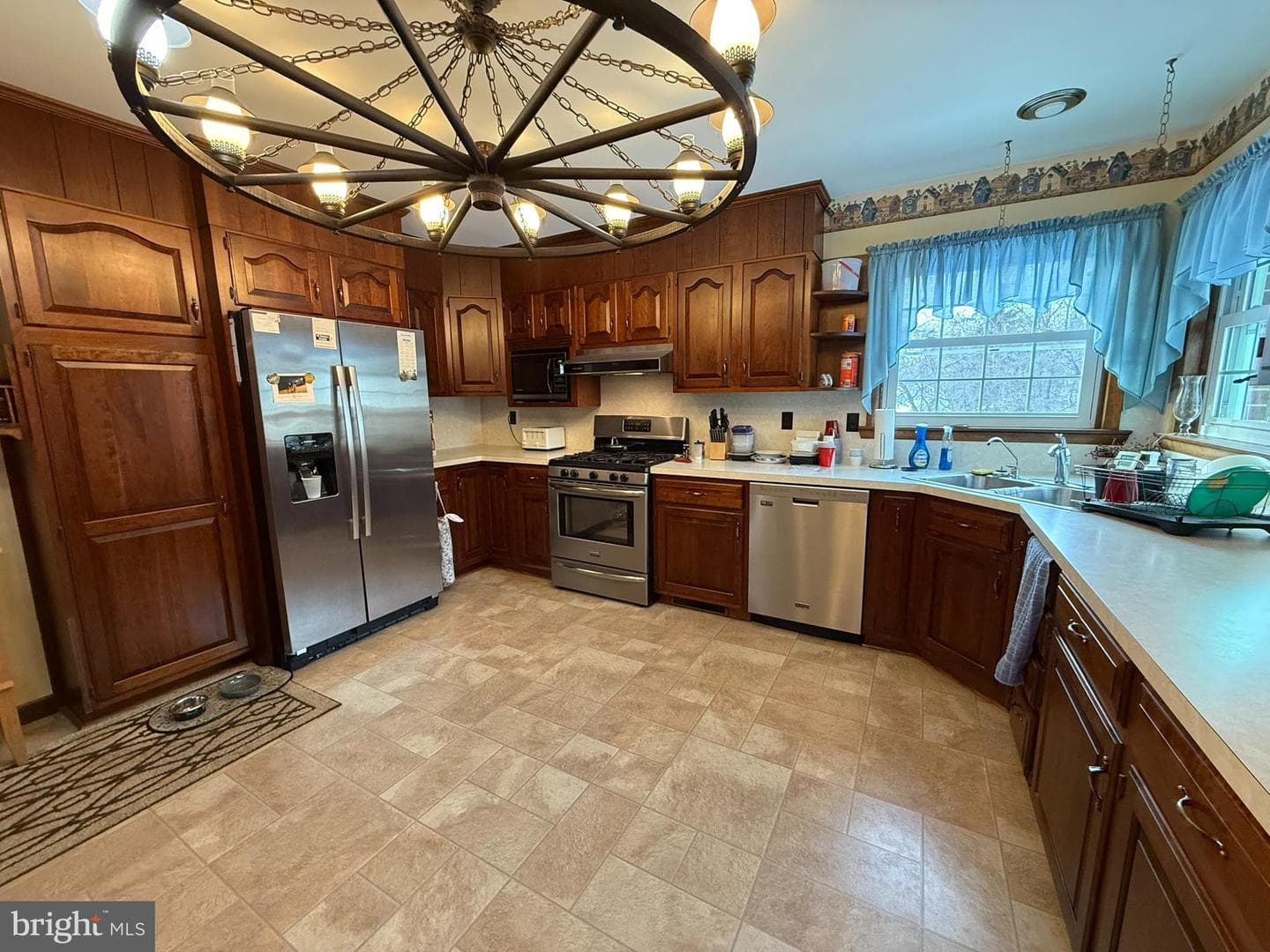 435 Westley Road photo 17