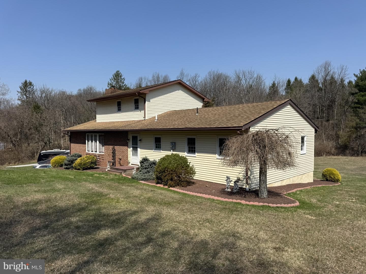 435 Westley Road photo 2
