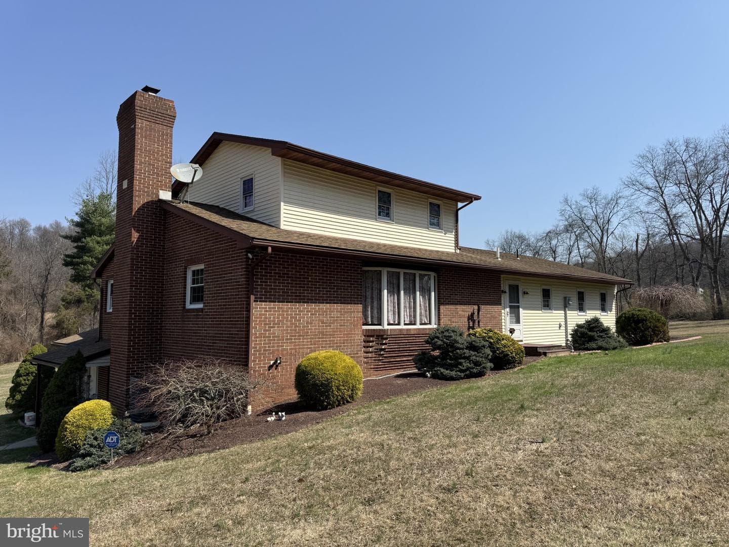 435 Westley Road photo 3