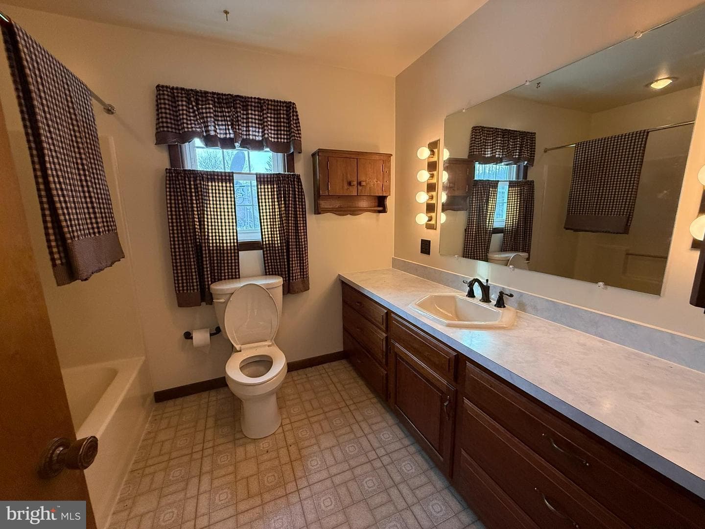 435 Westley Road photo 34