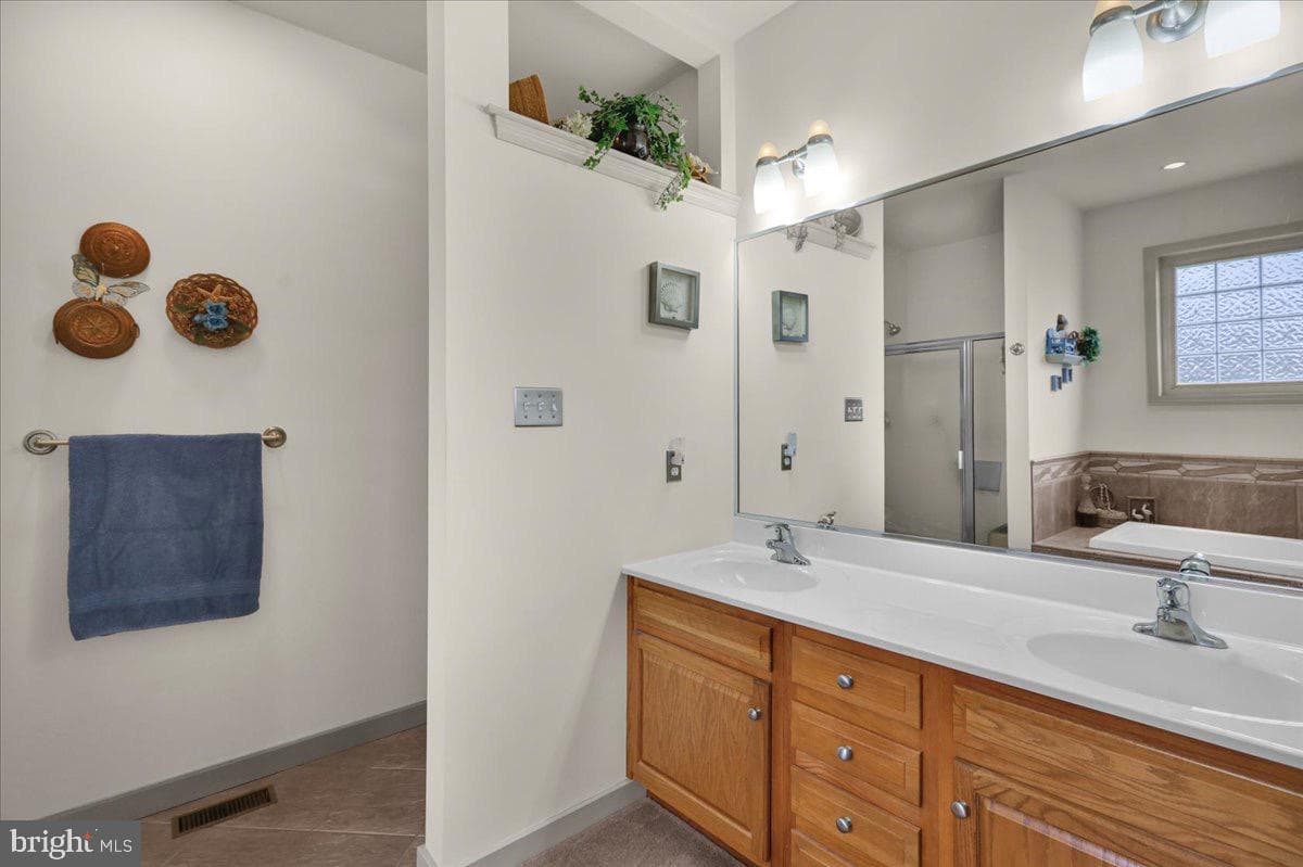 441 Birch Hill Road photo 32